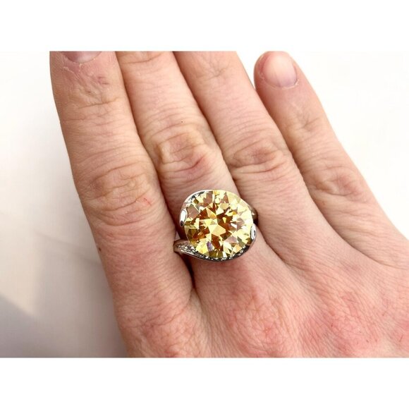 Round Cut Yellow Cubic Zirconia Vintage Multi Gemstone Vintage Ring - sz 8.75 - Picture 9 of 10